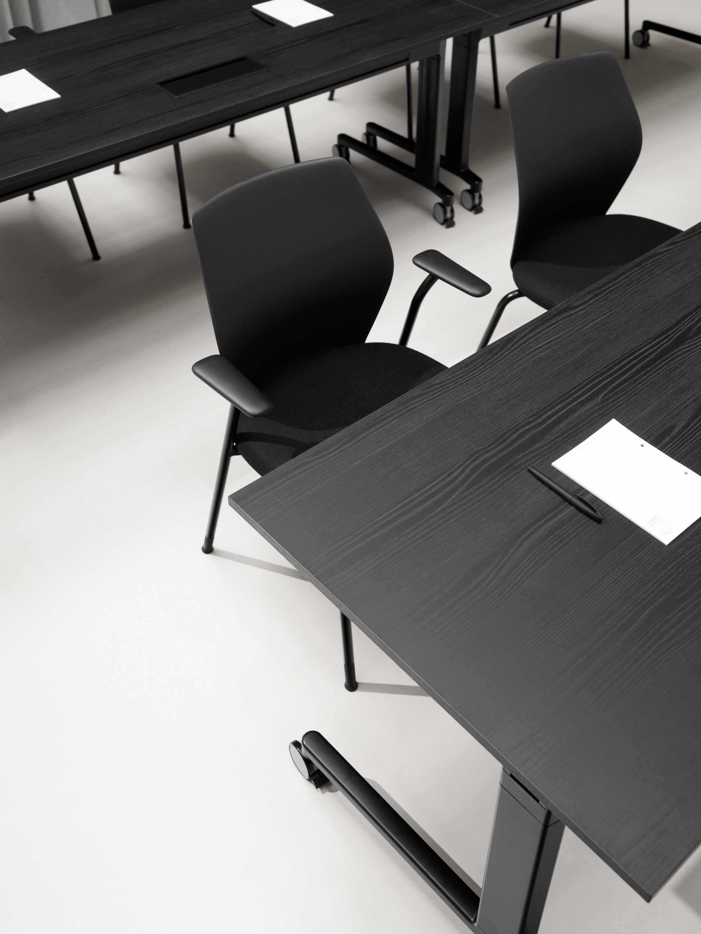 Senator.Core.Dtos.ImageWithMetaDataDto..AltTag