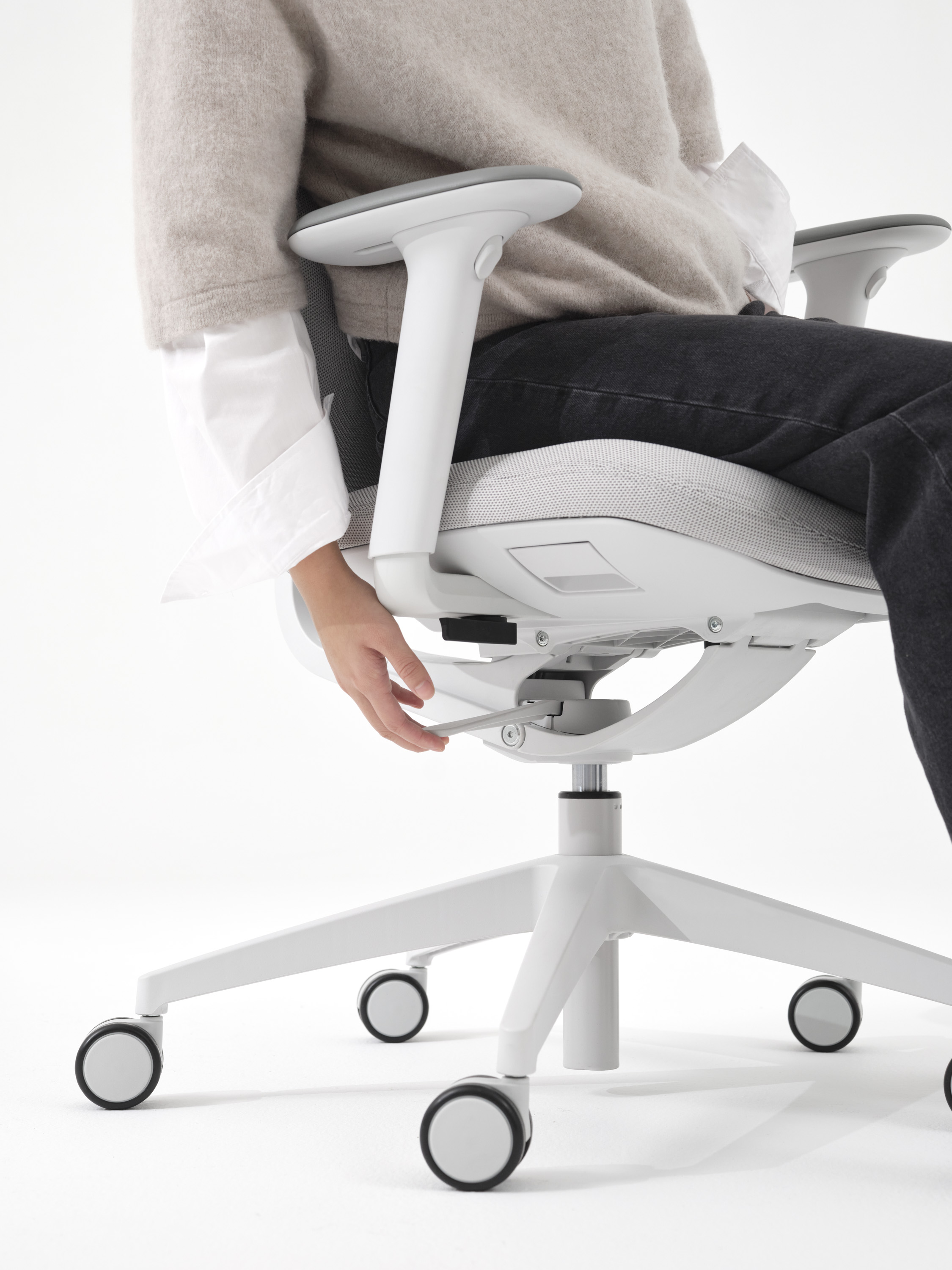 Senator.Core.Dtos.ImageWithMetaDataDto..AltTag