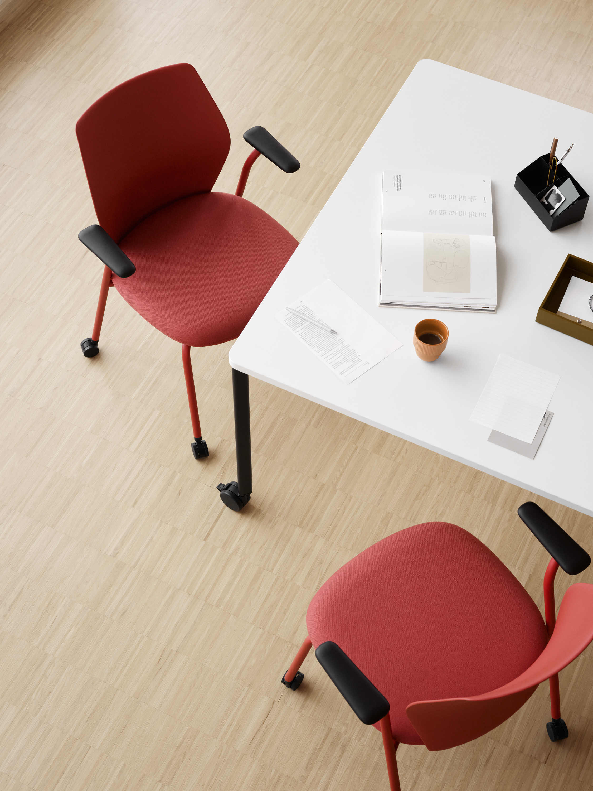 Senator.Core.Dtos.ImageWithMetaDataDto..AltTag