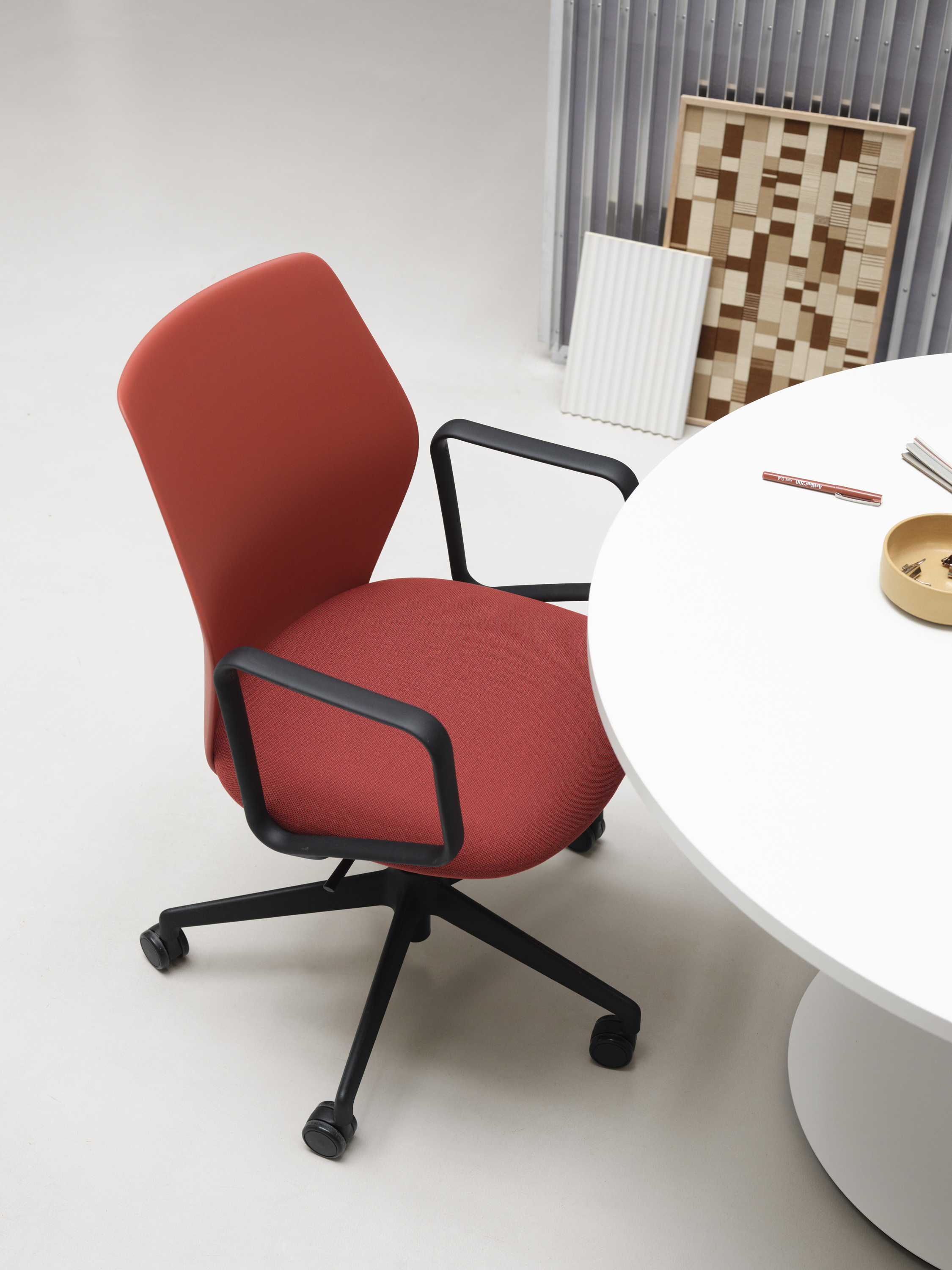 Senator.Core.Dtos.ImageWithMetaDataDto..AltTag